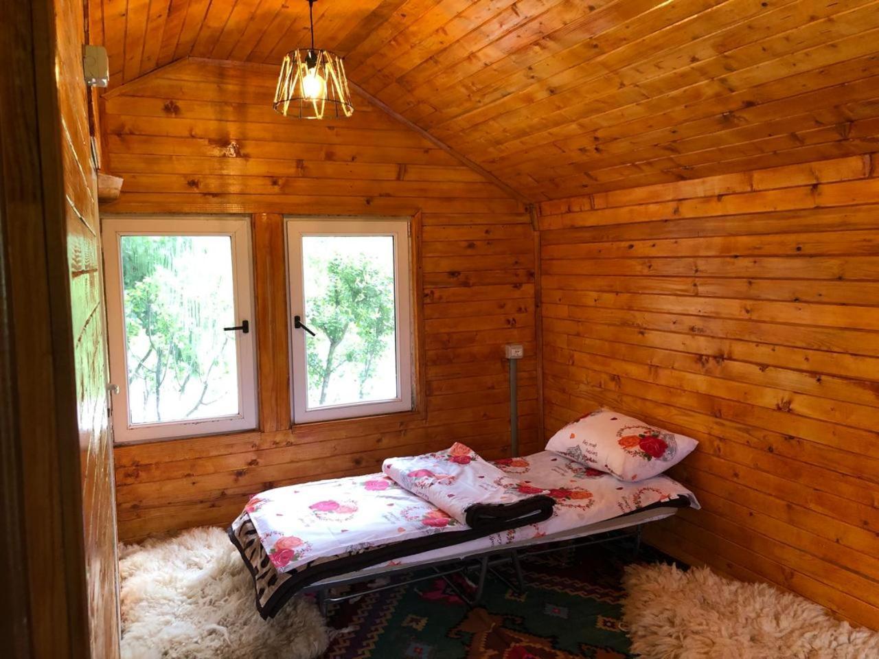 Bujtina Gashi Guest House Kukes Eksteriør billede